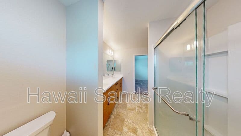 Ewa Beach House: 91-1841 Keaunui Dr.
