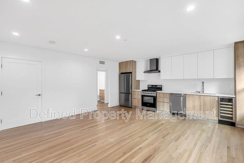 Santa Monica Condo: 1022 Pacific St