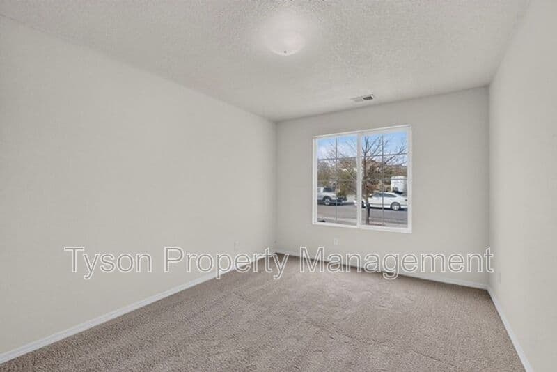 Albuquerque House: 2736 Blue Sky St SW