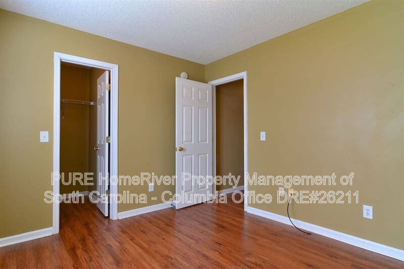 Hopkins House: 129 Alexander Pointe Dr