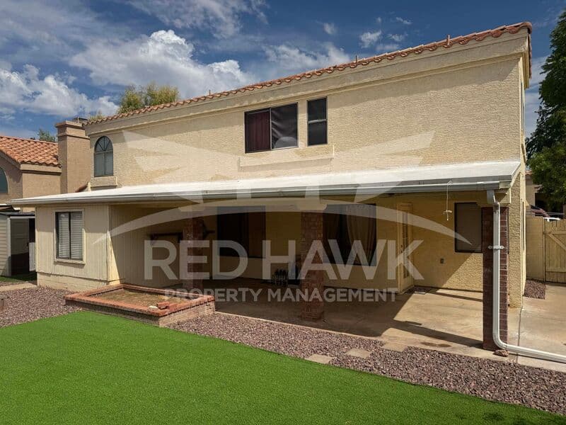 Tempe House: 25 W La Vieve Ln