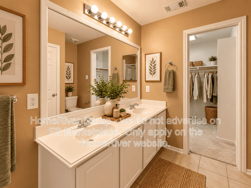 Pasadena House: 6220 Stoney Creek Dr
