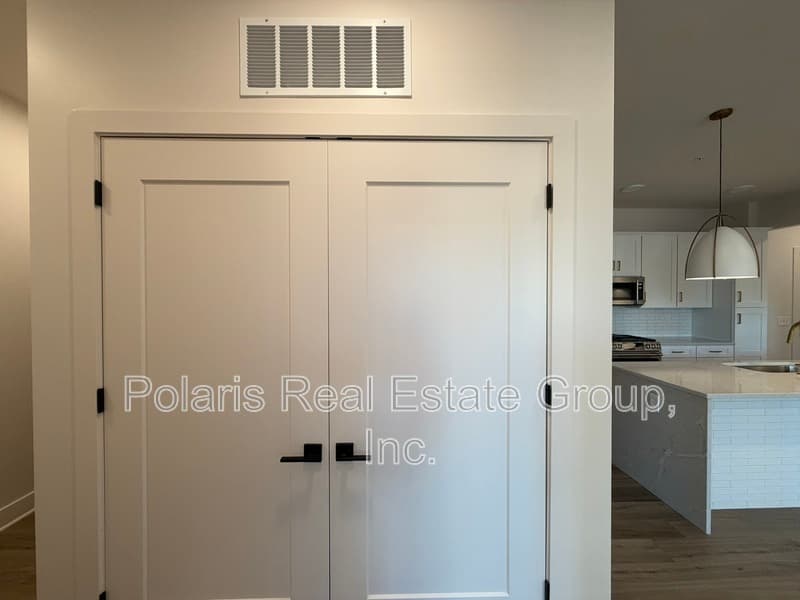 Carmel Condo: 925 Veterans Way