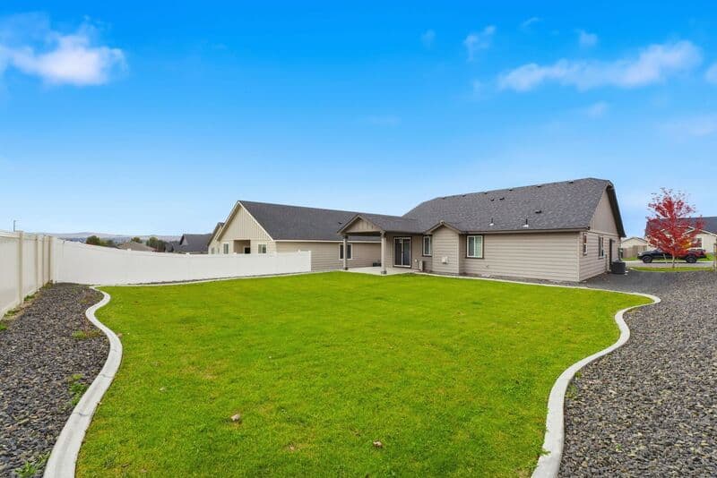 Pasco House: 3613 Ibis Lane