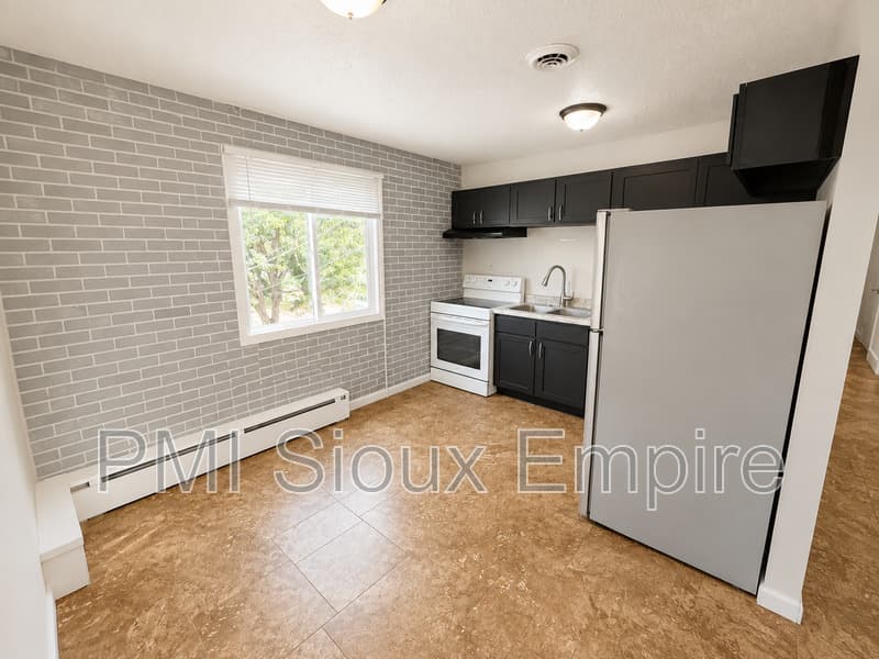 Sioux Falls Condo: 705 W 18th st