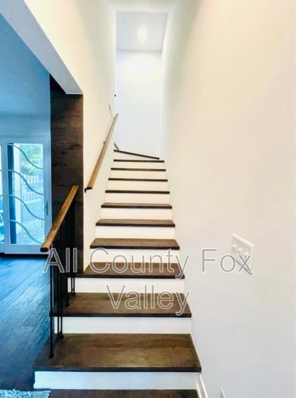 North Chicago House: 2318 Wallace Ave