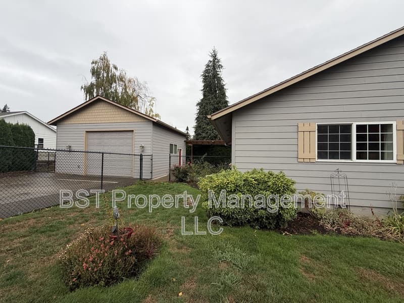 Silverton House: 418 Koons Street