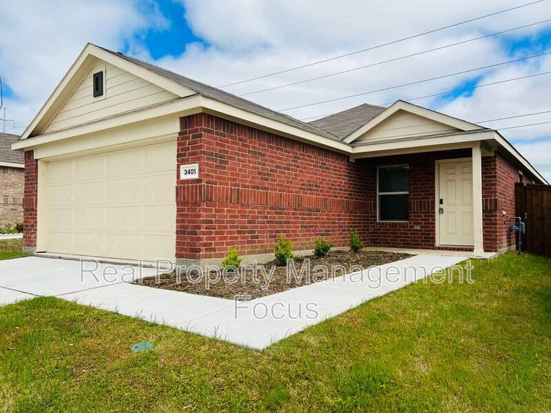 Oak Point House: 3401 Harper St