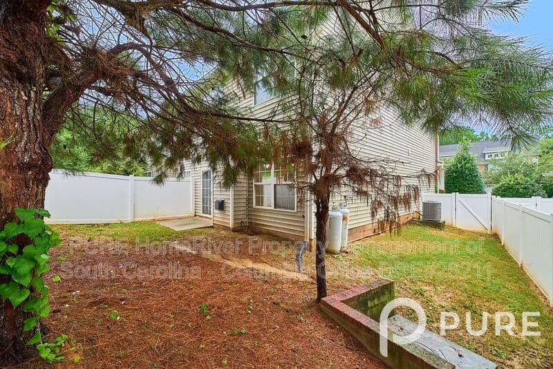 Lexington House: 316 Saluda Springs Rd
