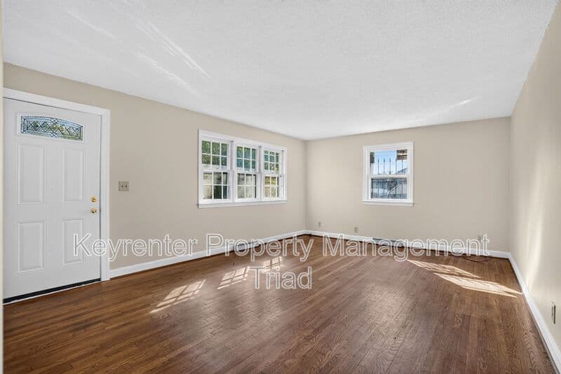 Winston Salem House: 1416 Clark Ave