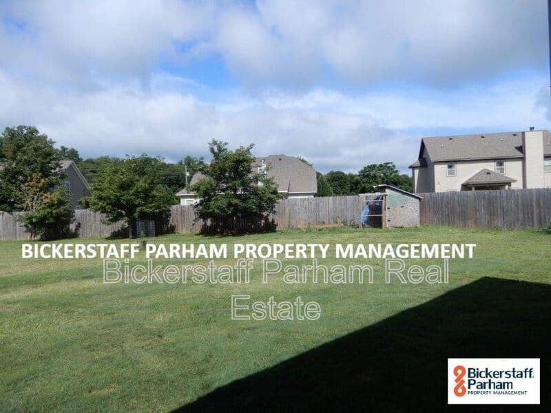 Fort Mitchell House: 22 Eagle Nest Drive