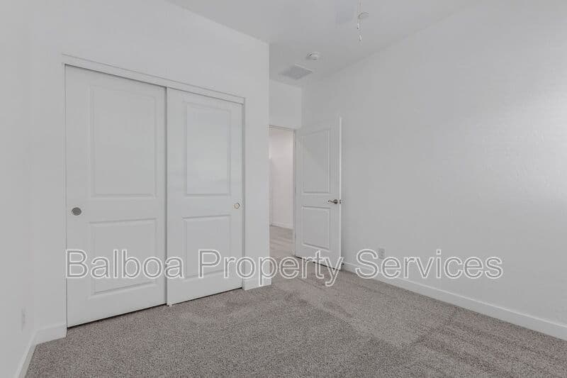 Mesa Townhome: 1318 S 105th Pl