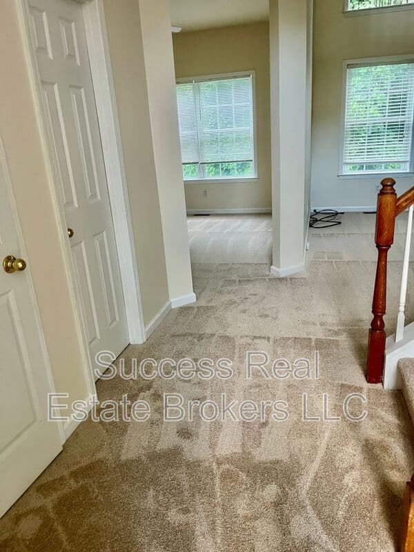 Mableton House: 6074 Brookmere Lane SW