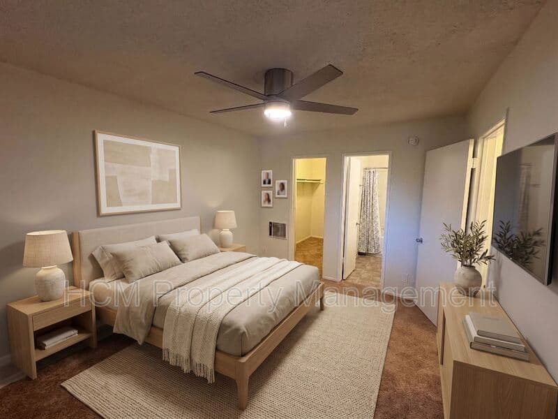 Santa Monica House: 2928 4th St
