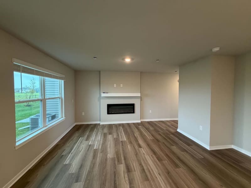 Ankeny Townhome: 1405 NE 59th Ln