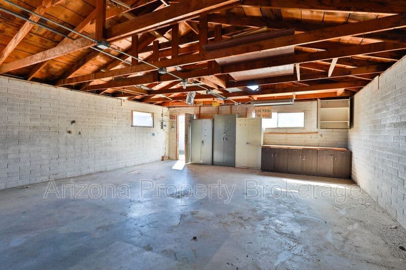 Mesa House: 1026 S. Grand