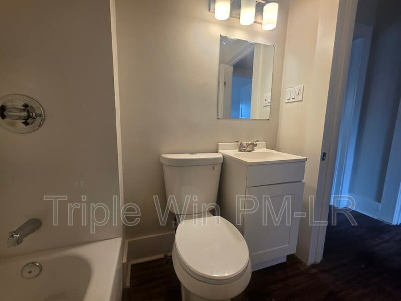 Morrilton House: 609 North Morril Street