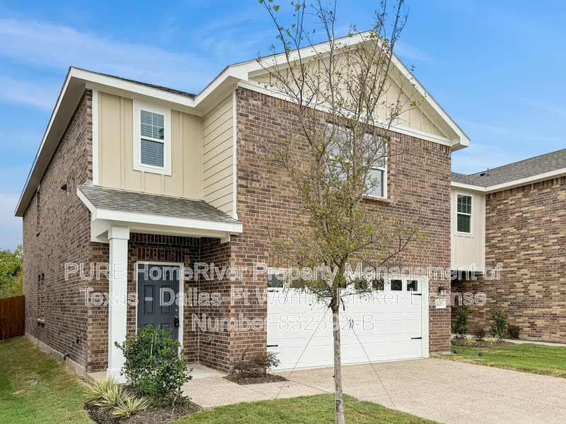 Melissa House: 2213 Burnwood St