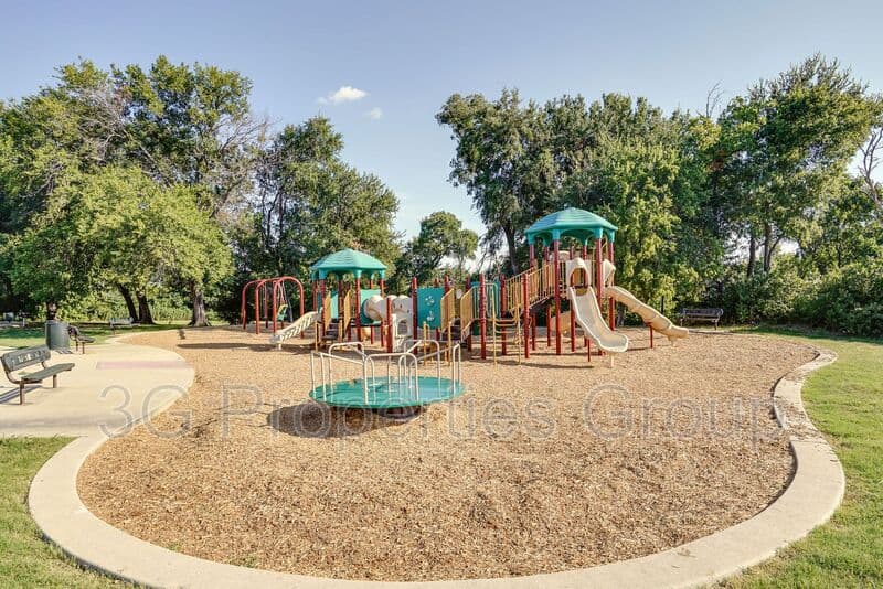 Justin House: 1901 Foxfield Wy