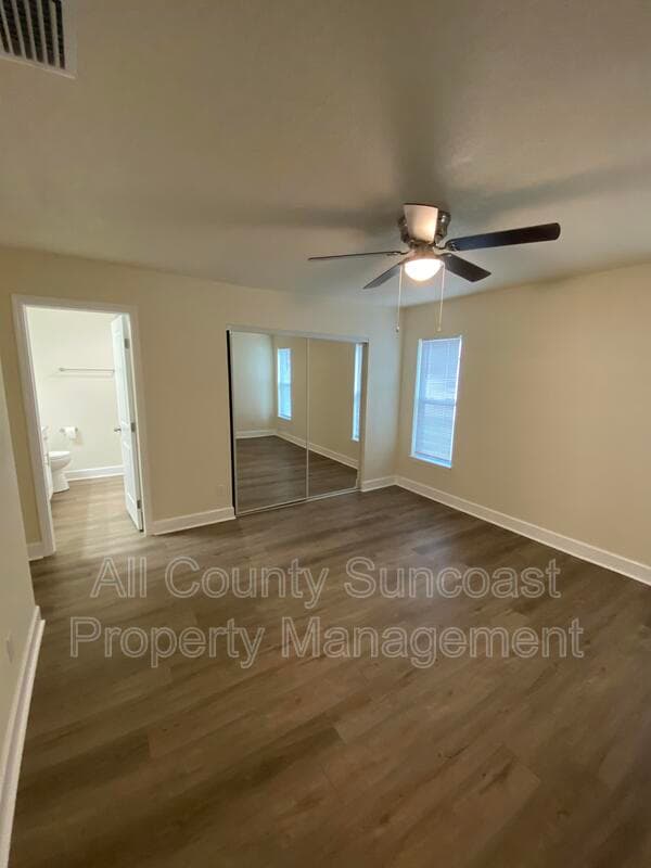 Palm Harbor House: 768 16th St