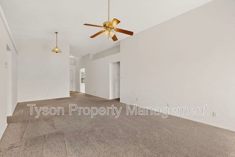 Rio Rancho House: 908 Bursum Ln