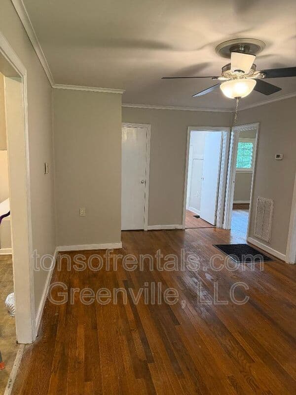 Spartanburg Condo: 793 Hillview Street