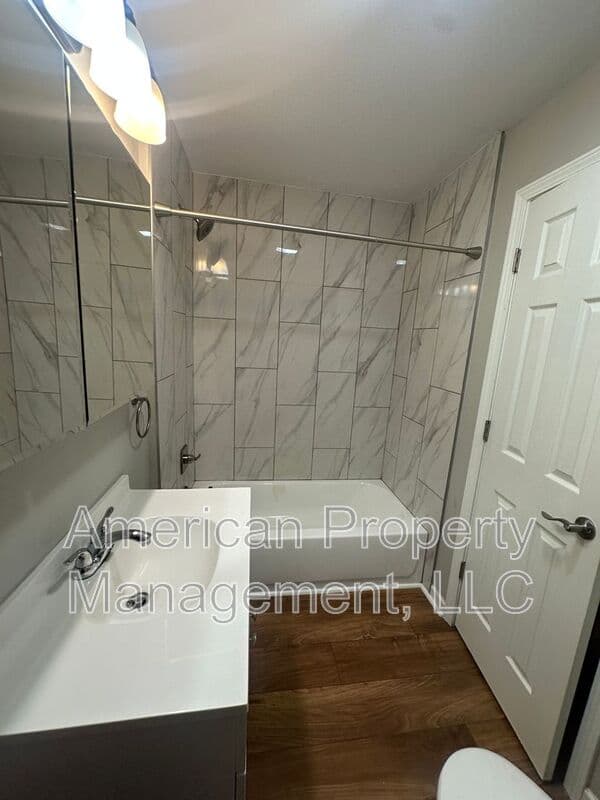 Tulsa House: 7524 E Newton Pl