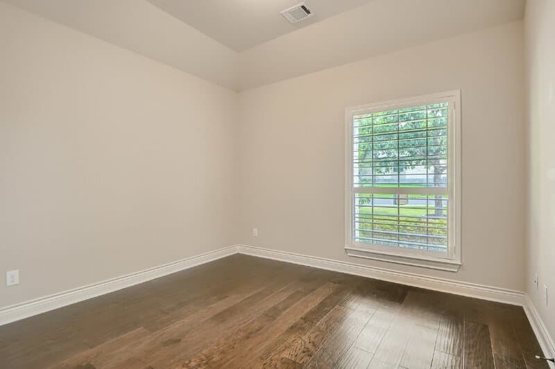 Round Rock House: 400 Entrada Way