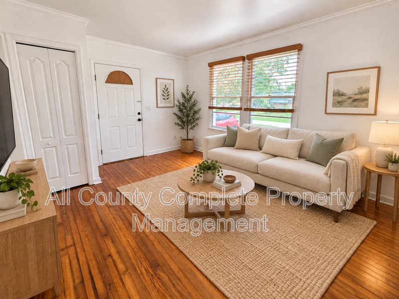 Jacksonville House: 4803 Lexington Ave