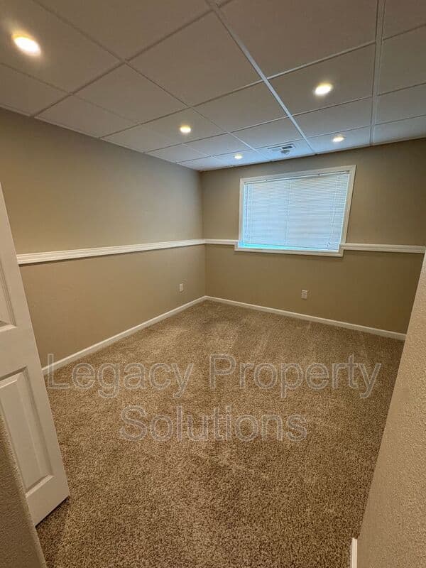 Mandan House: 3721 48th Street NW