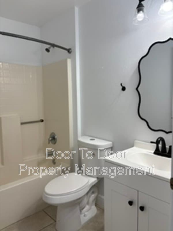 Fort Myers House: 2712 Nature Pointe Loop