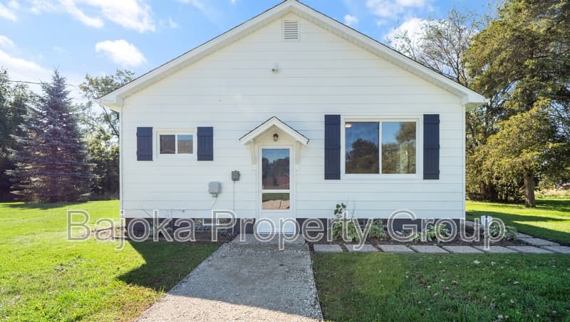 Highland Township House: 3582 N Milford Road