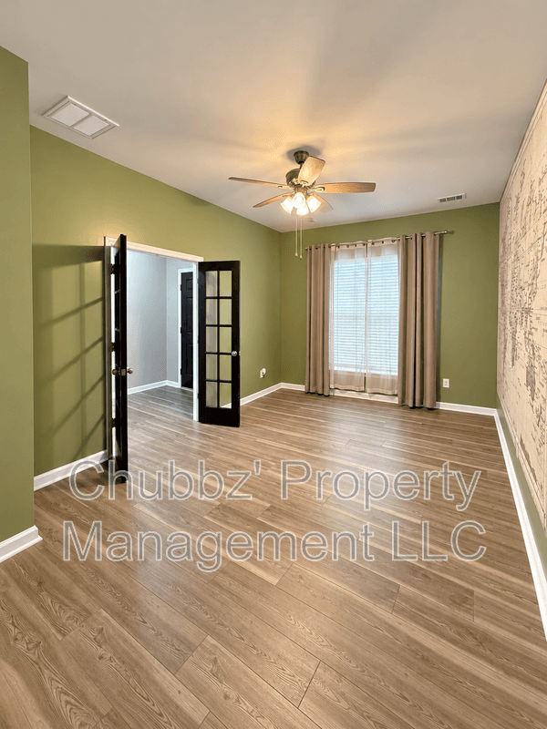 Beaufort House: 21 Seneca Way