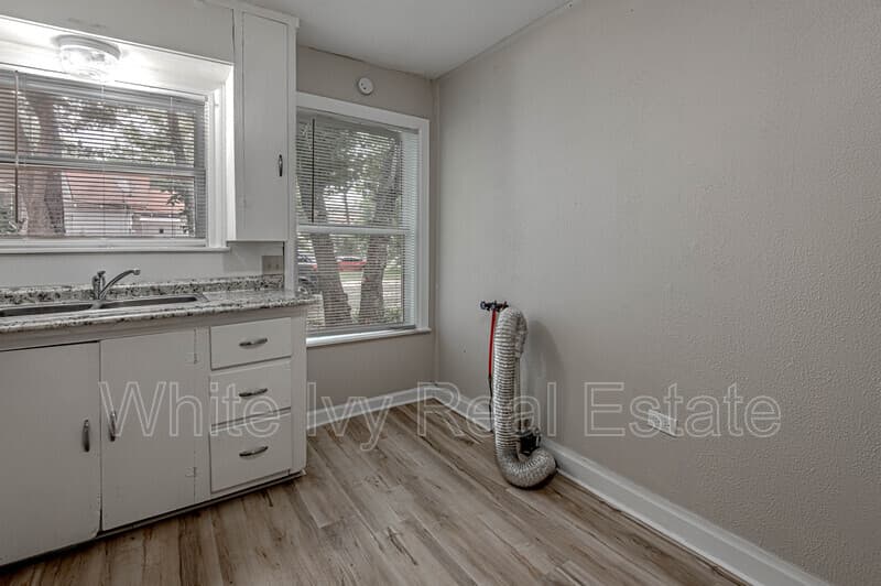 Huntsville Condo: 1312 16th Street