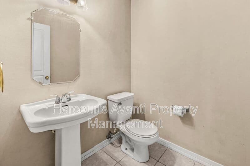 San Diego House: 1352 24th Street