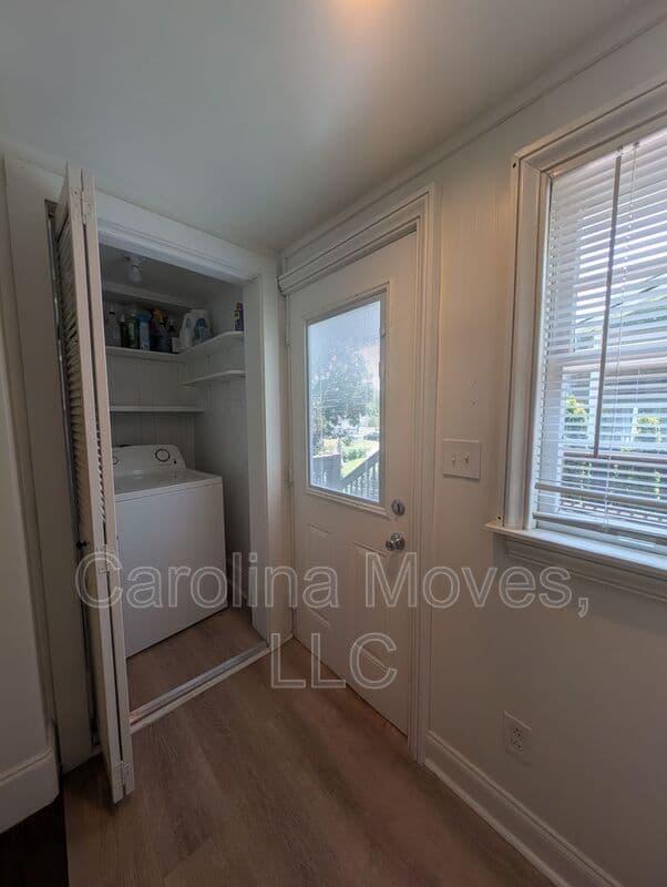 Greenville House: 38 Blake St