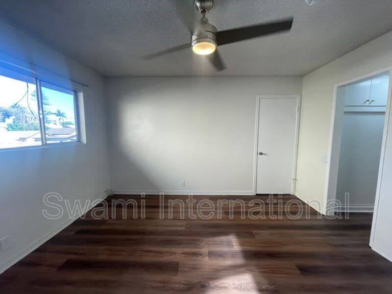 Inglewood Condo: 100 E. Hillcrest Blvd.