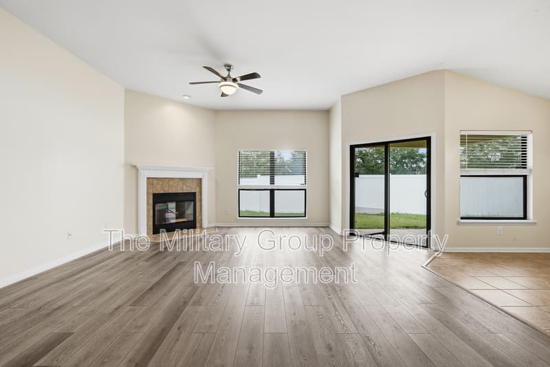 Orange Park House: 1059 Maple Lane