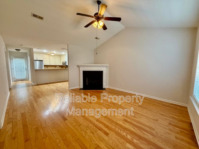 Clayton Townhome: 107 W Moss Creek Dr