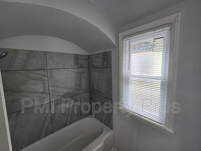 Milwaukee Condo: 3897 North 5th Street