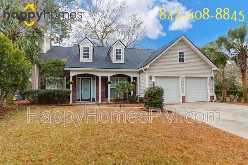 North Charleston House: 7896 Sabalridge Drive