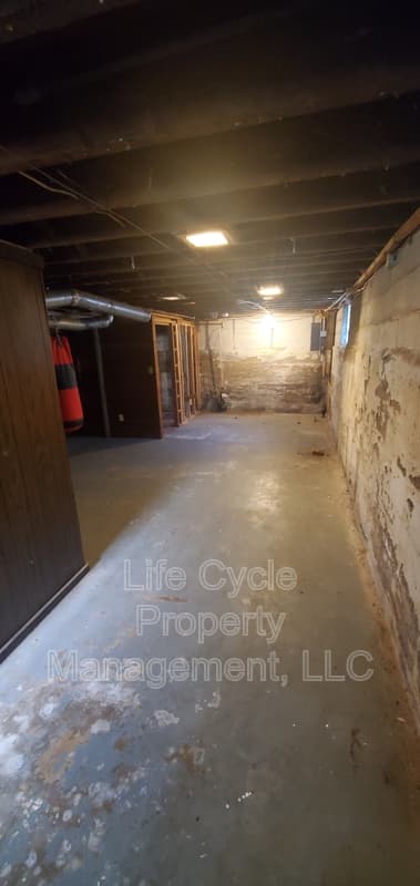 Grand Rapids House: 1819 Linden Avenue Southeast