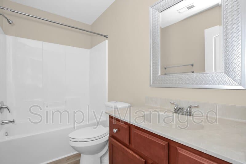 Hope Mills House: 2616 Indian Wells Court