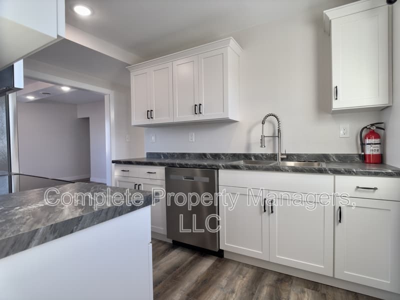 Clarks Grove Condo: 103 Main Street East
