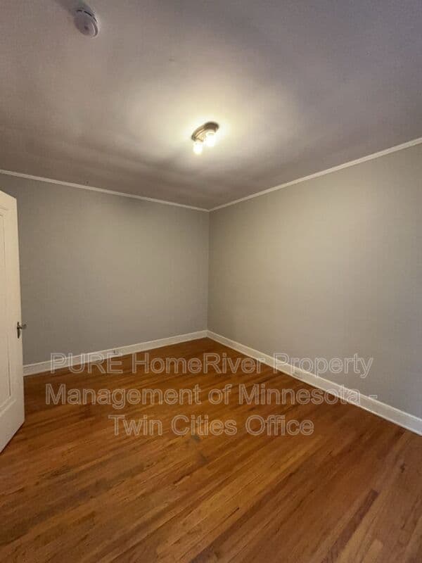 Minneapolis Condo: 3125 3rd Ave S
