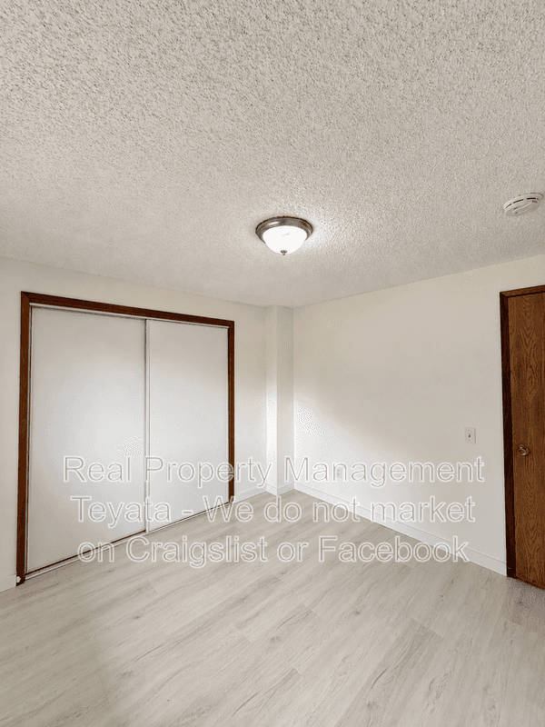 Lynden Condo: 507 Forest Circle