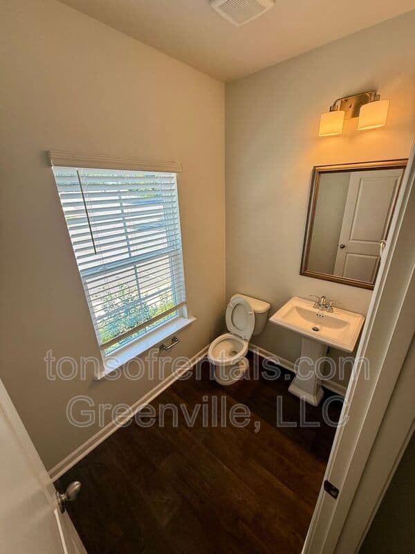 Pendleton Townhome: 107 Pendleton Place Way