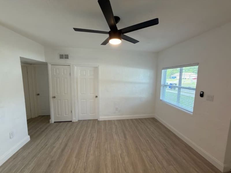 Apopka Condo: 37 West 17th Street