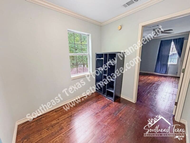 Beaumont House: 345 Marceline Blvd