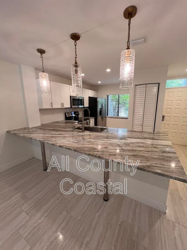 West Palm Beach Condo: 2500 Presidential Way Apt 103,